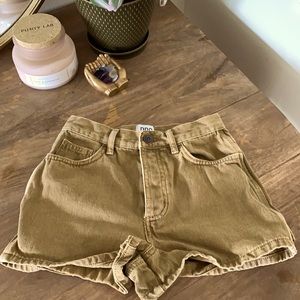 BDG Urban Outfitters High Rise Carpenter shorts!